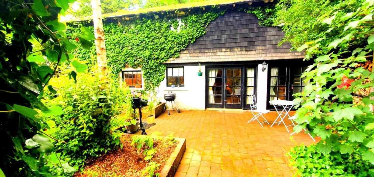 Charming Victorian Coach House Villa Jordanstown Exterior photo